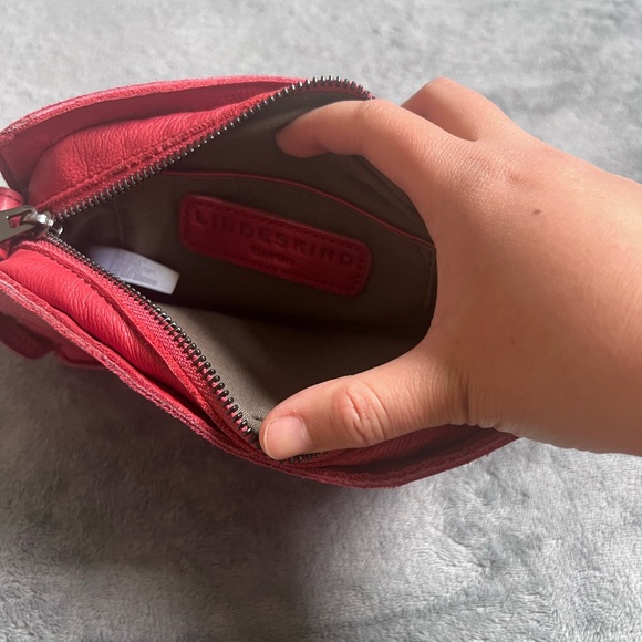 Liebeskind red, 100% cow leather - Picture 2 of 2